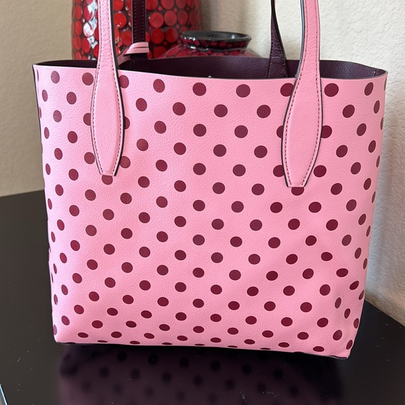 Kate Spade Arch Love Birds Small Reversible Tote - Picture 12 of 17
